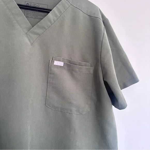 Figs Technical Collection Scrub Set - Picture 4 of 16